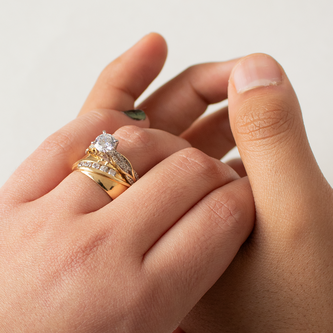 Argolla de Matrimonio con Piedra 14k